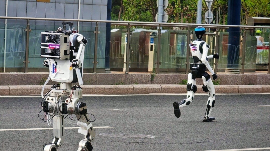 新华社